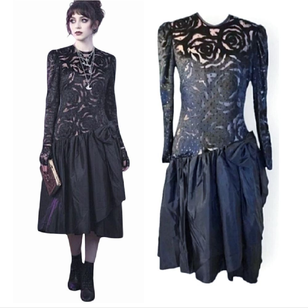 VTG 80s Black Floral Velvet Taffeta Bow  Long Sleeve Prom Dress *Fits like Small